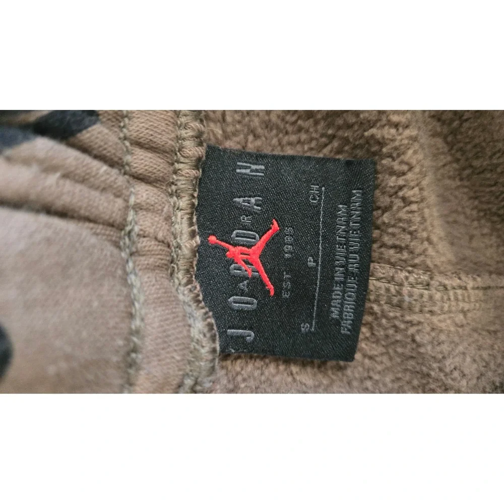 Jordan Mens Brown All Over Print Fleece Joggers Sweatpants Small Jumpman Logo